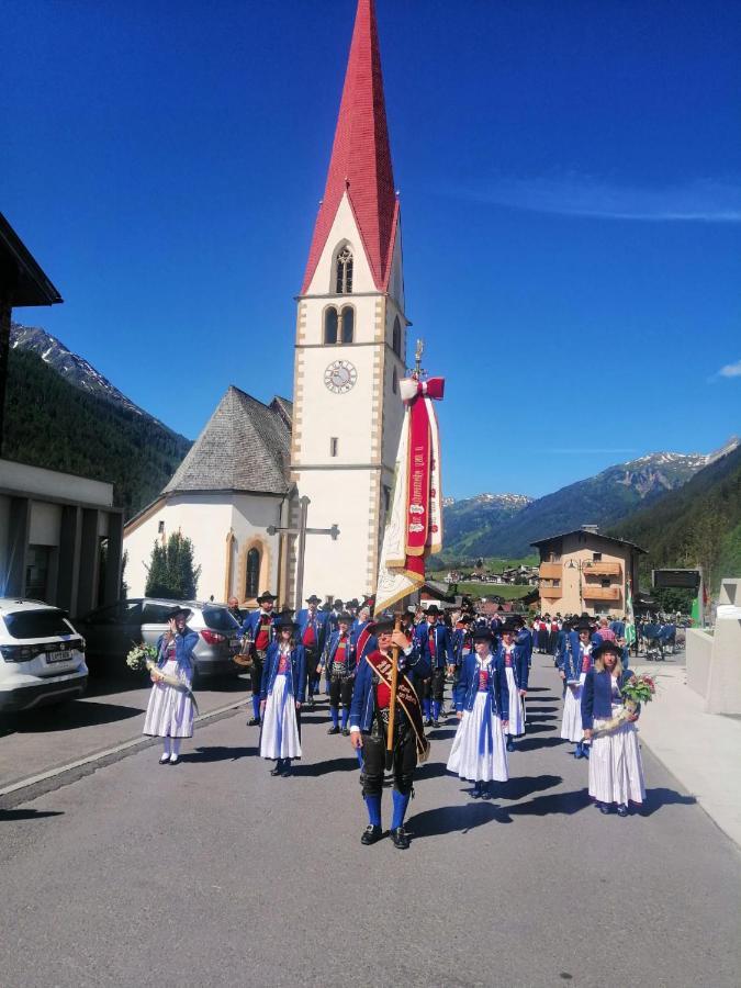 Burgerhof Pettneu am Arlberg Exterior foto